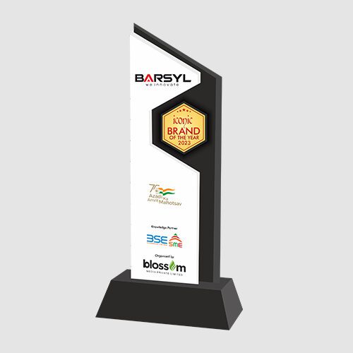 Iconic-Brand-of-the-Year-Award-Trophy